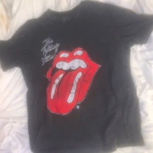 Vintage, cute, overside, rolling stone t- shirt.